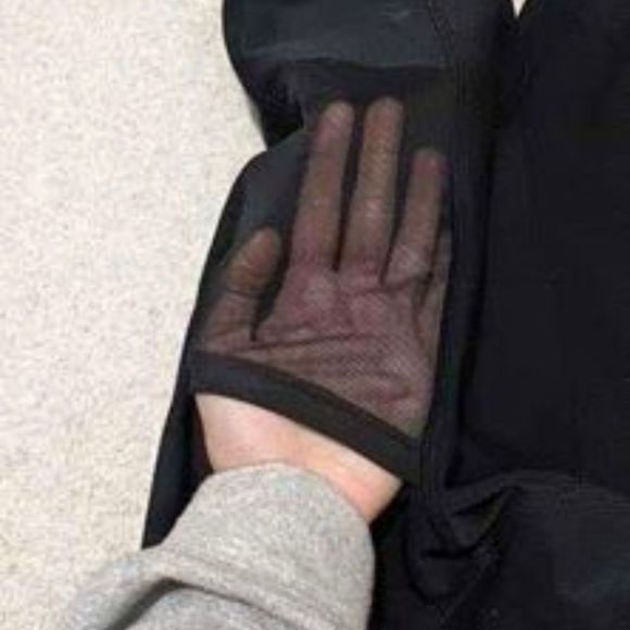 ❗2/$25 Bundle Discount❗Mondetta leggings with mesh panel - Picture 4 of 5